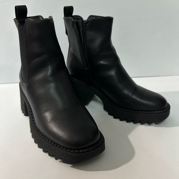 👢 Sam & Libby Women's Camila Block Heel Boot - Black Leather, Size 6 🌟 - Picture 2 of 11